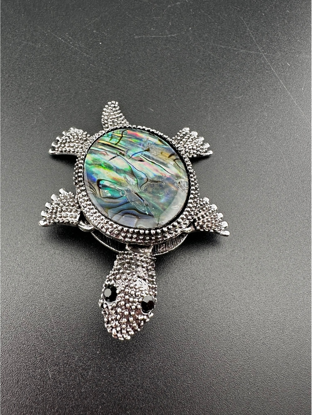 Turtle-Shaped Brooch with Abalone Shell Inlay Rhinestones 🦩 - Picture 2 of 5